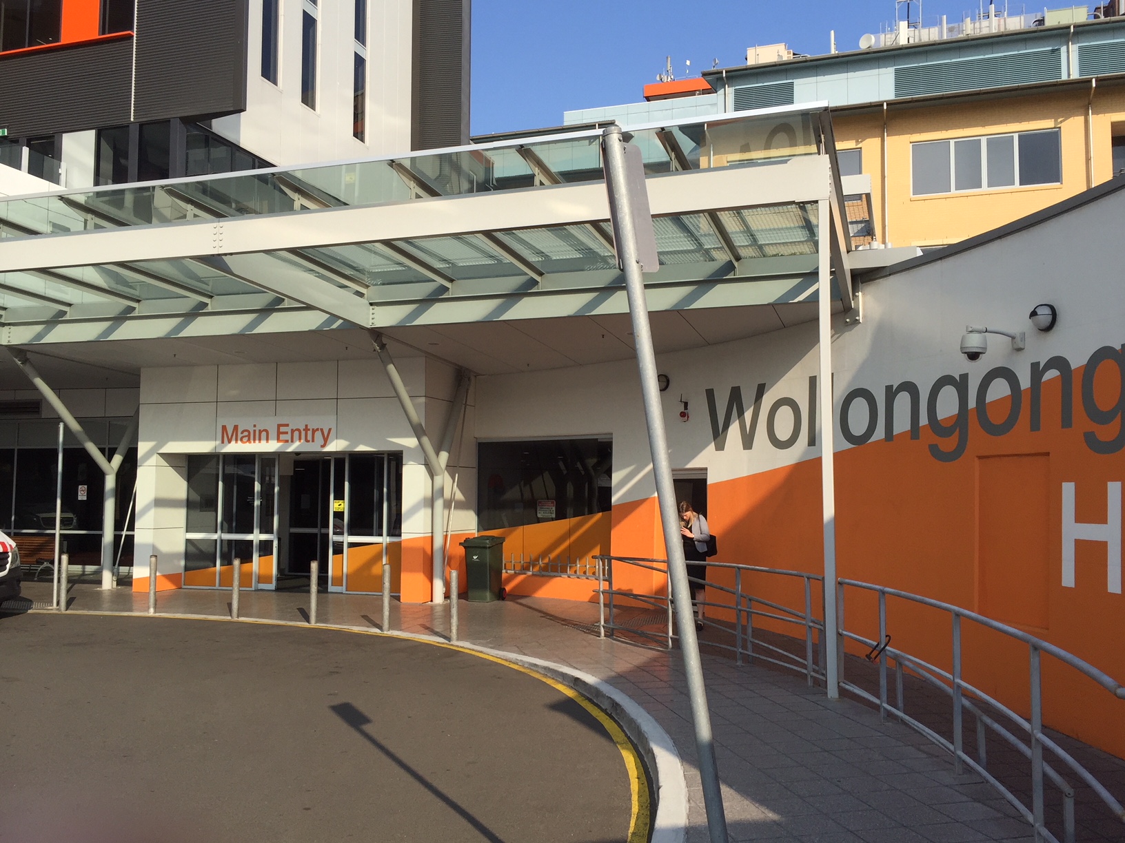 Wollongong Hospital awarded for Outstanding Cancer Research Wave FM